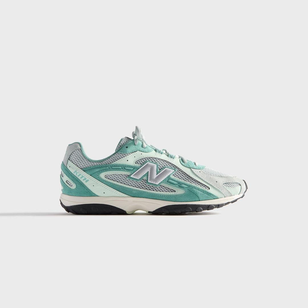 New Balance 204L -Kith