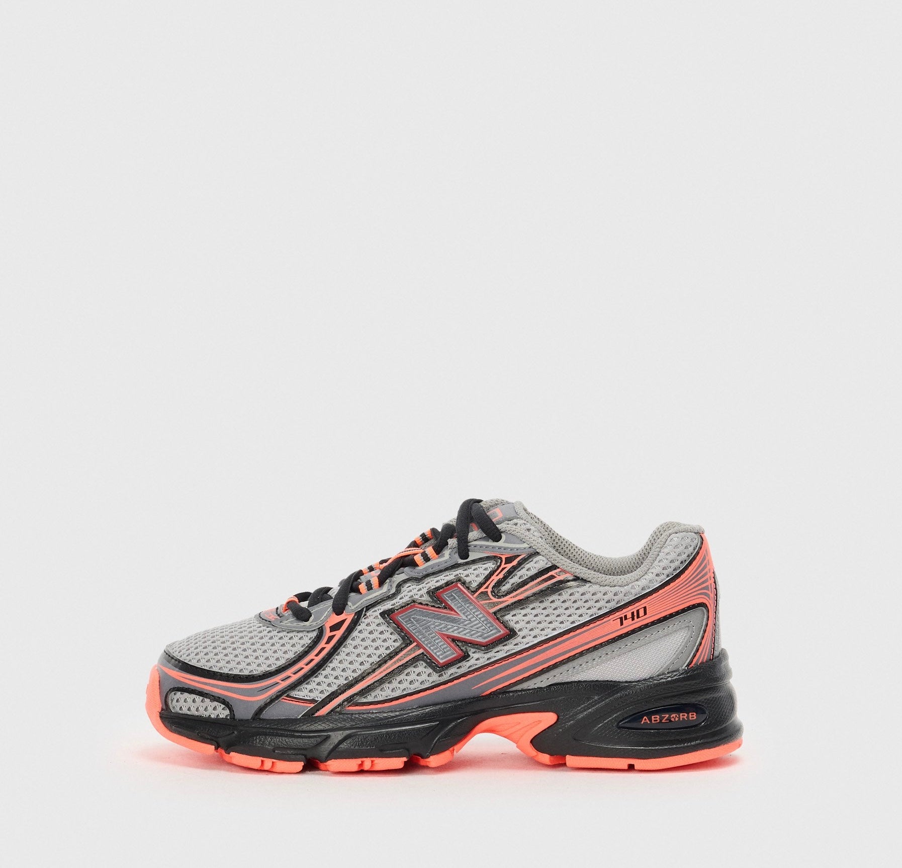 New Balance 740