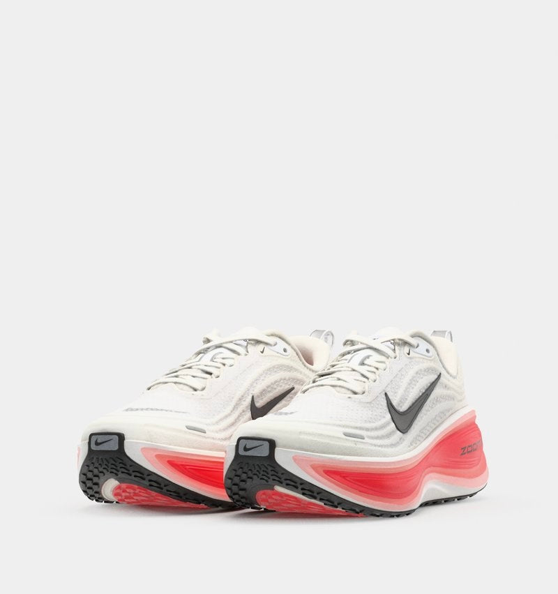 Nike Vomero Plus