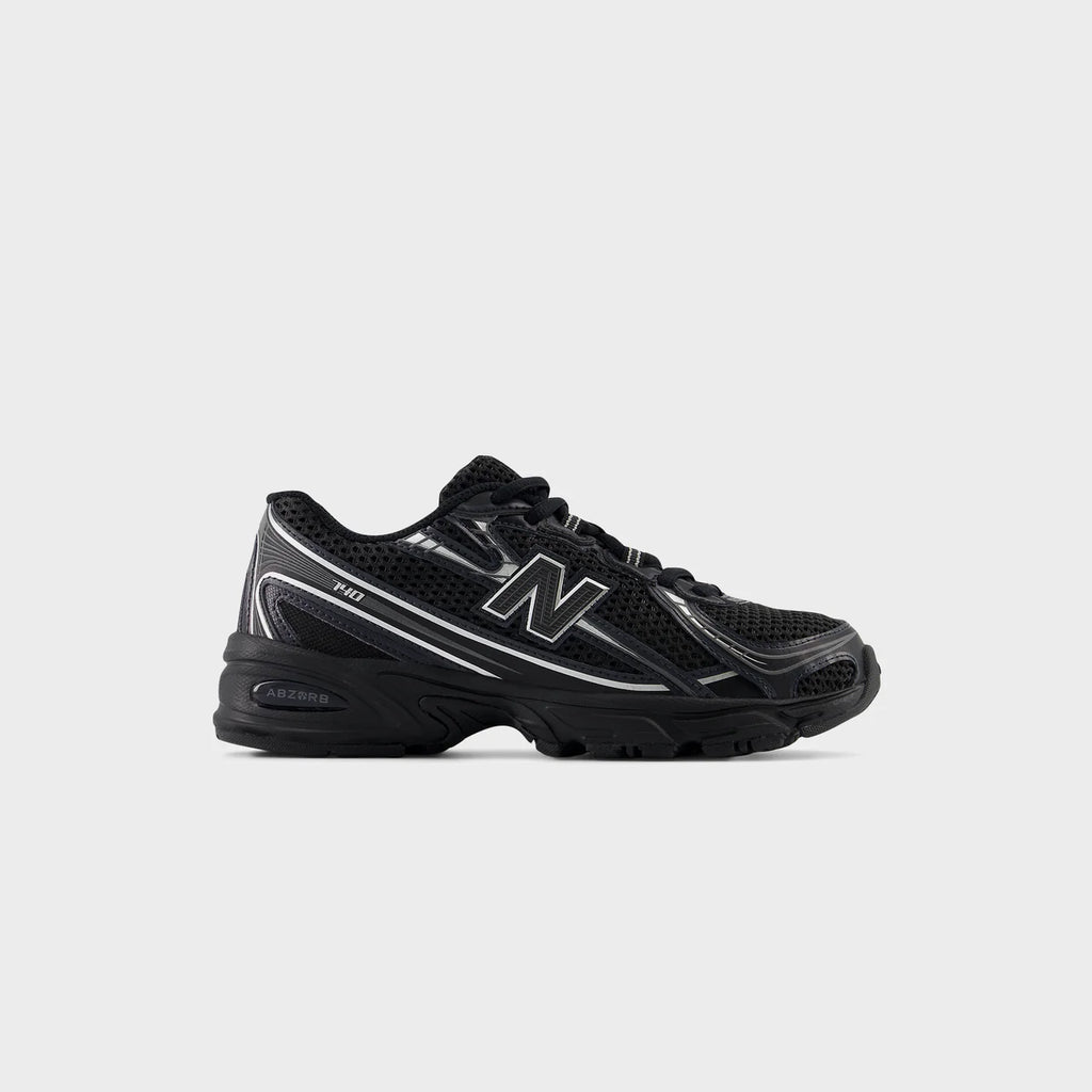 New Balance 740