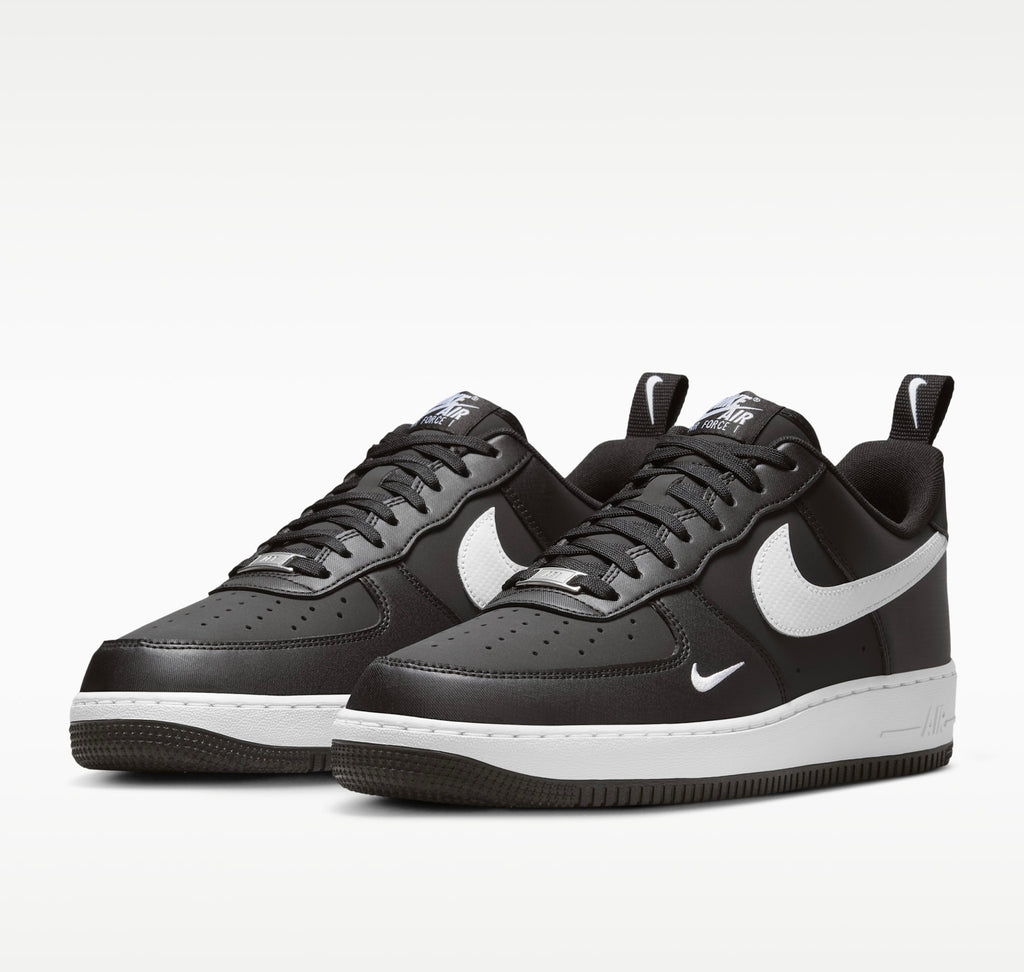 Nike Air Force 1 ’07 Tech ESS / LV8