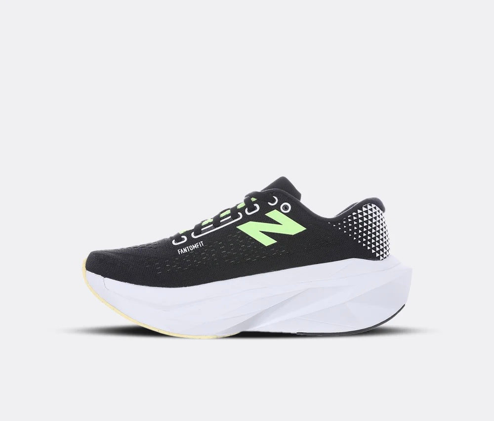 New Balance FuelCell SuperComp Trainer v3