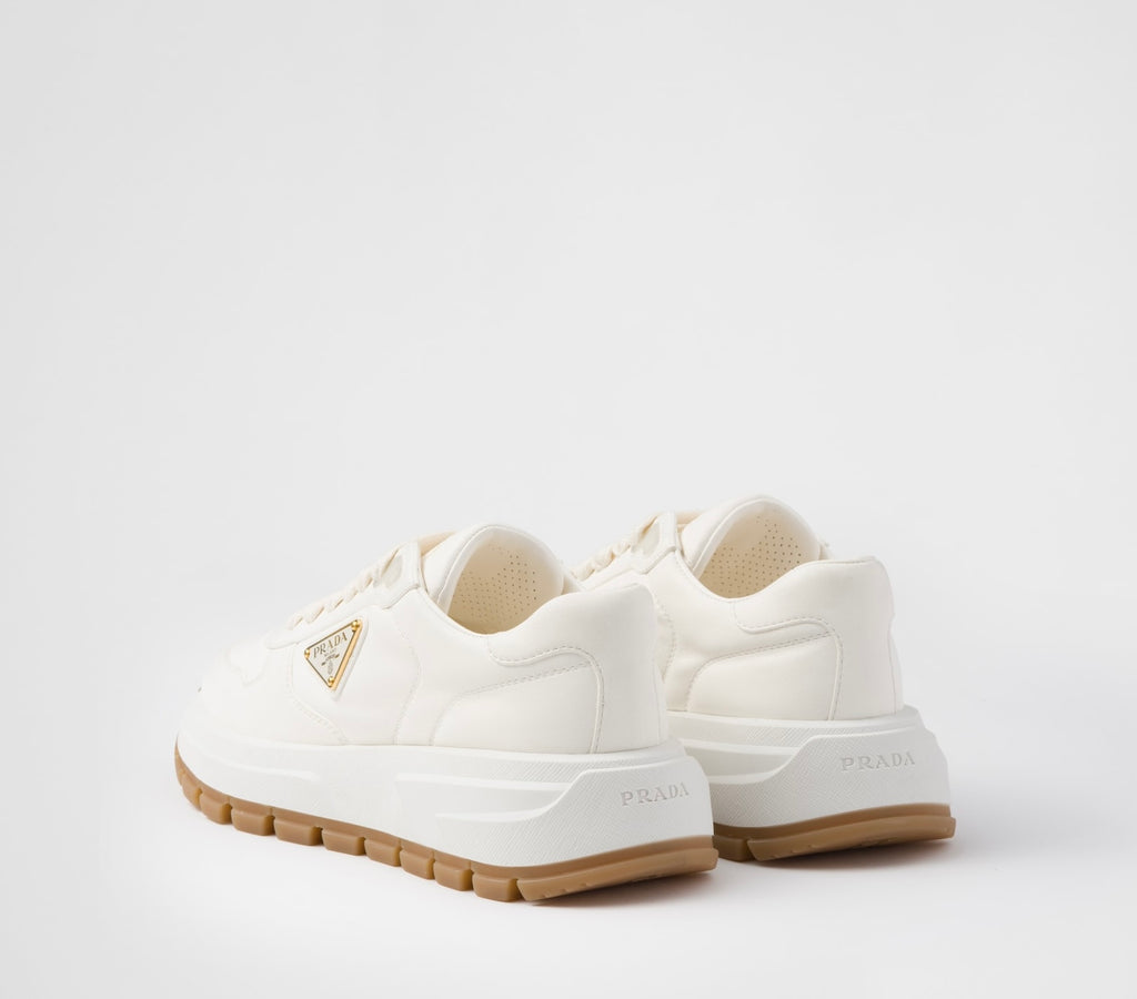 Prada Prax 01