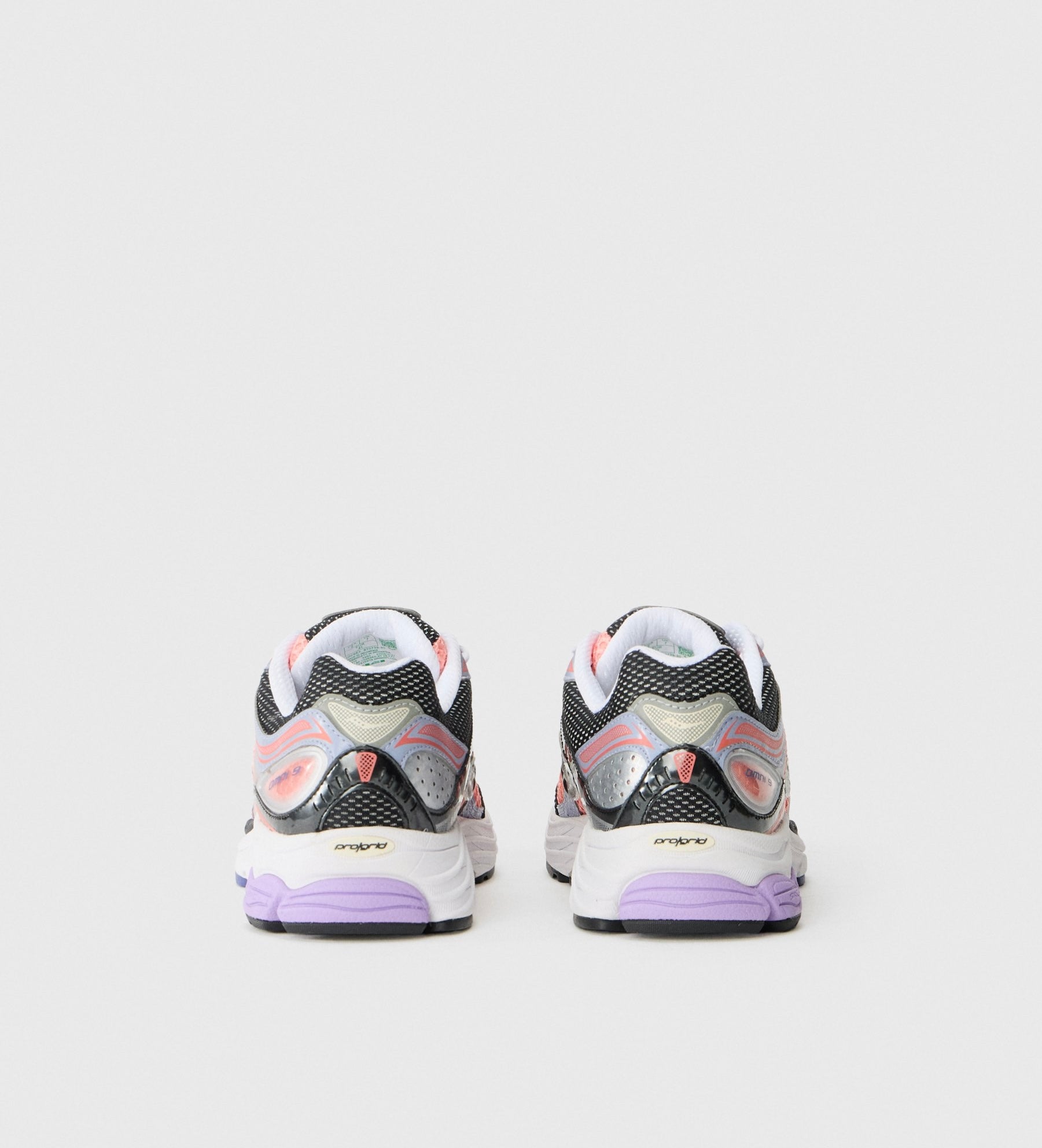 Saucony ProGride Omni 9