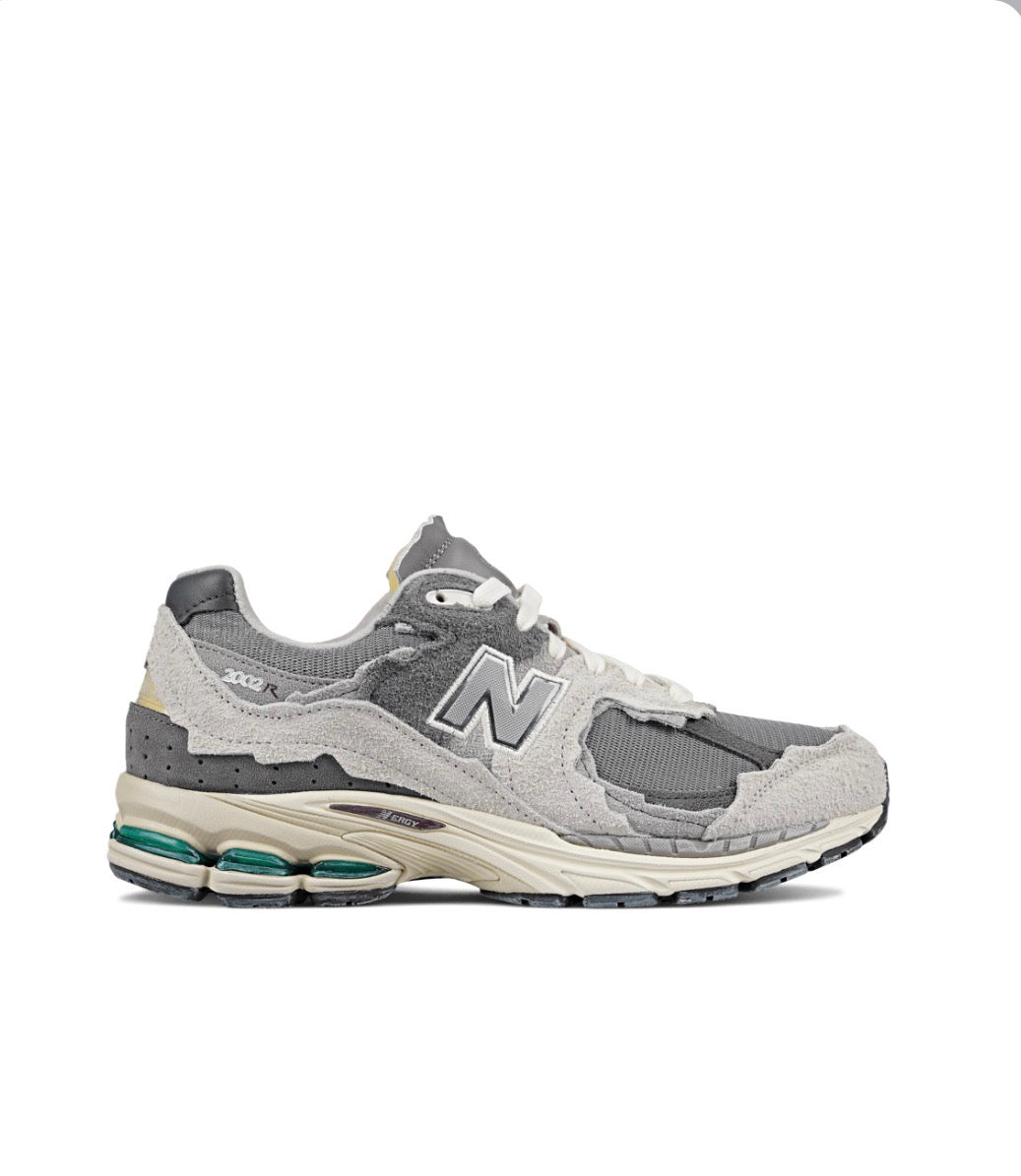 New Balance 2002R