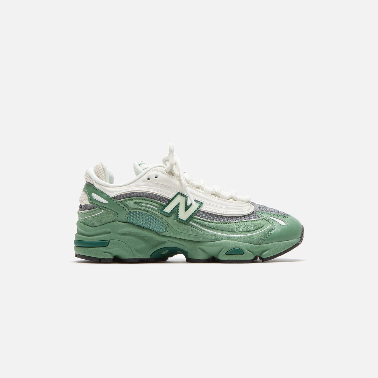New Balance M1000