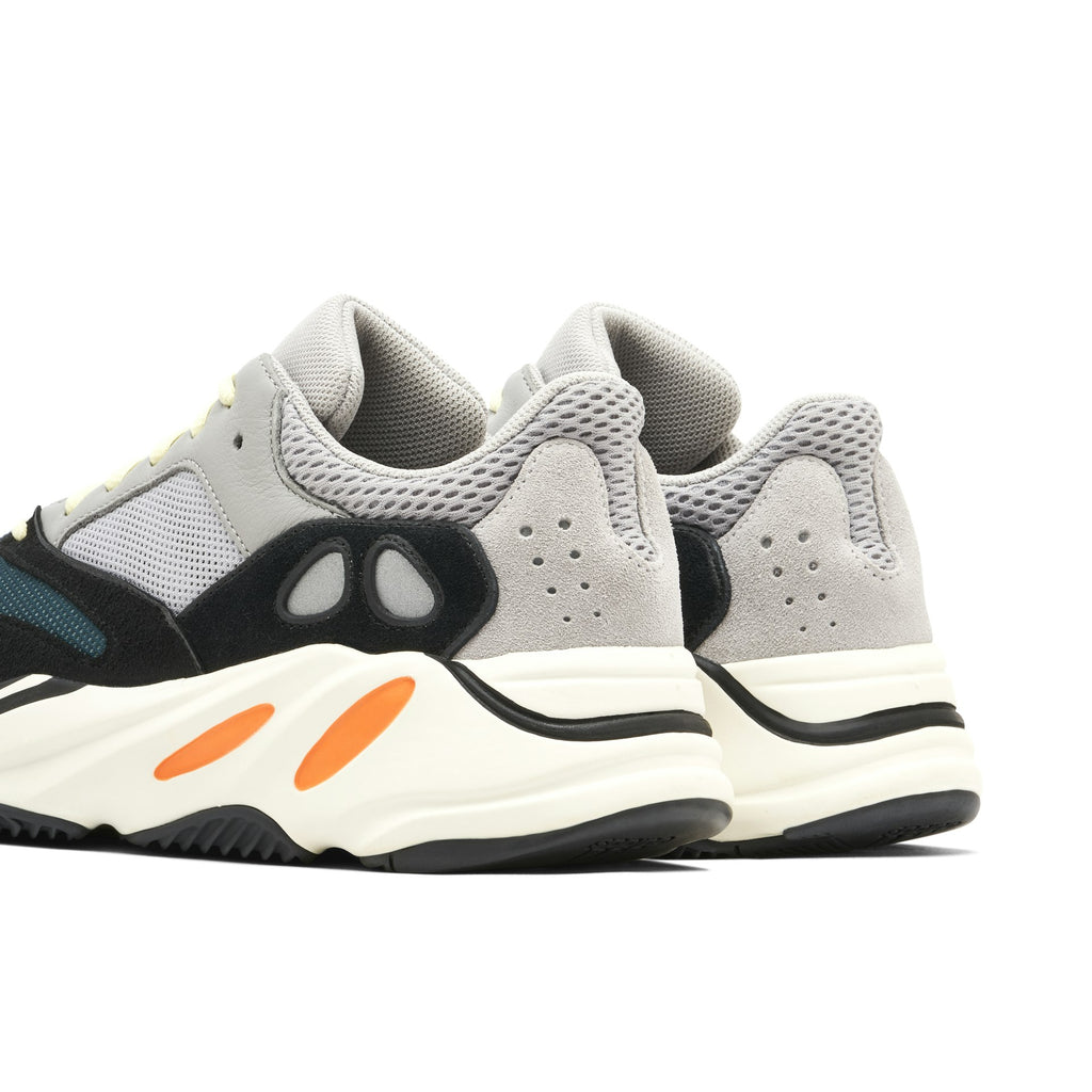 Adidas Yezzy Boost 700 "Wave Runner" 