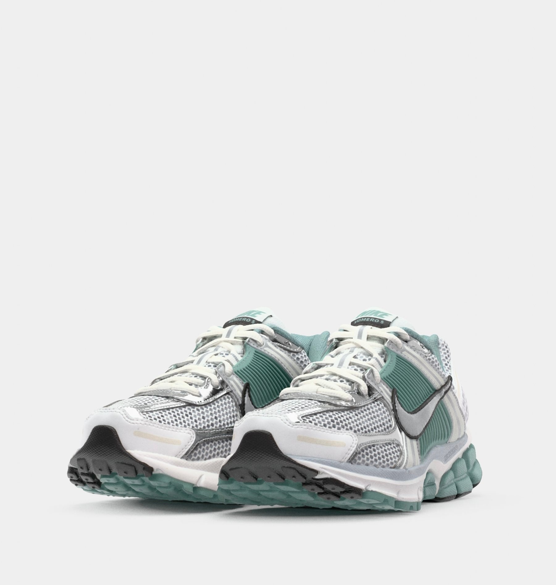 Nike Vomero 5