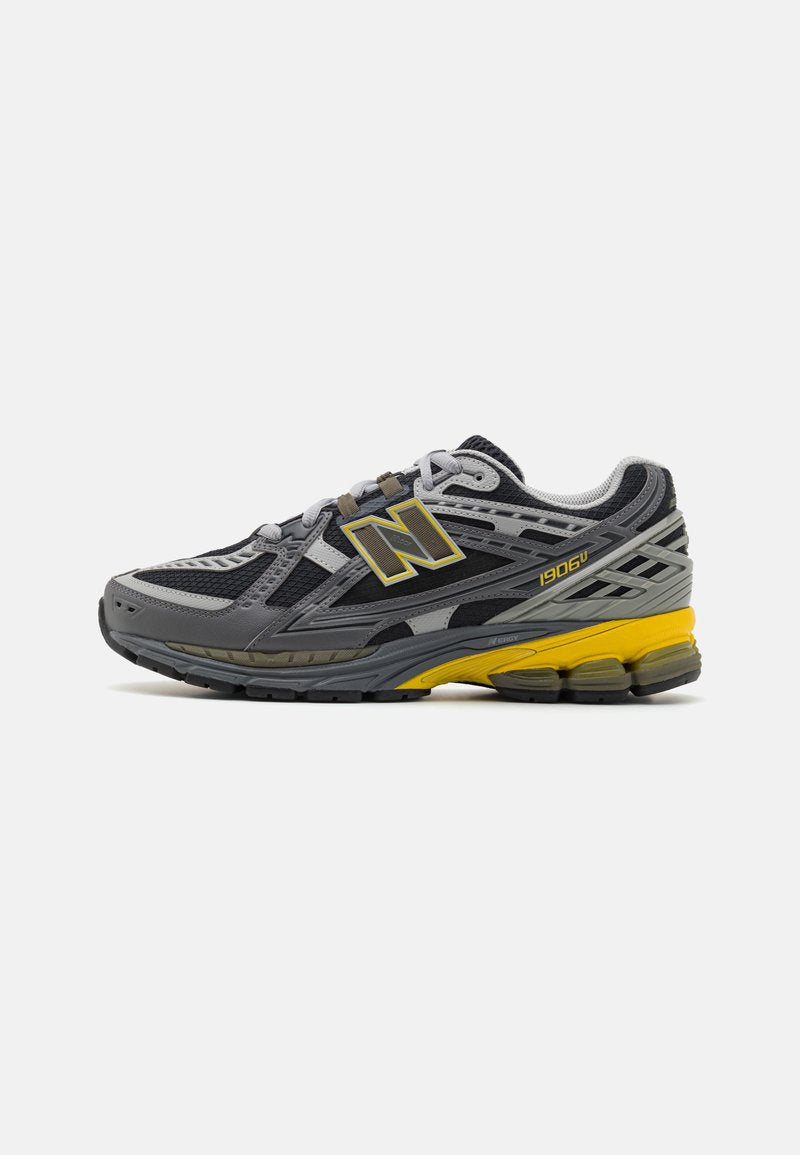 New Balance 1906U