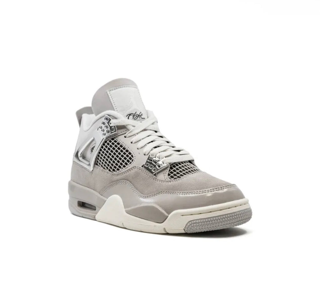Nike Air Jordan 4 "Frozen Moments"