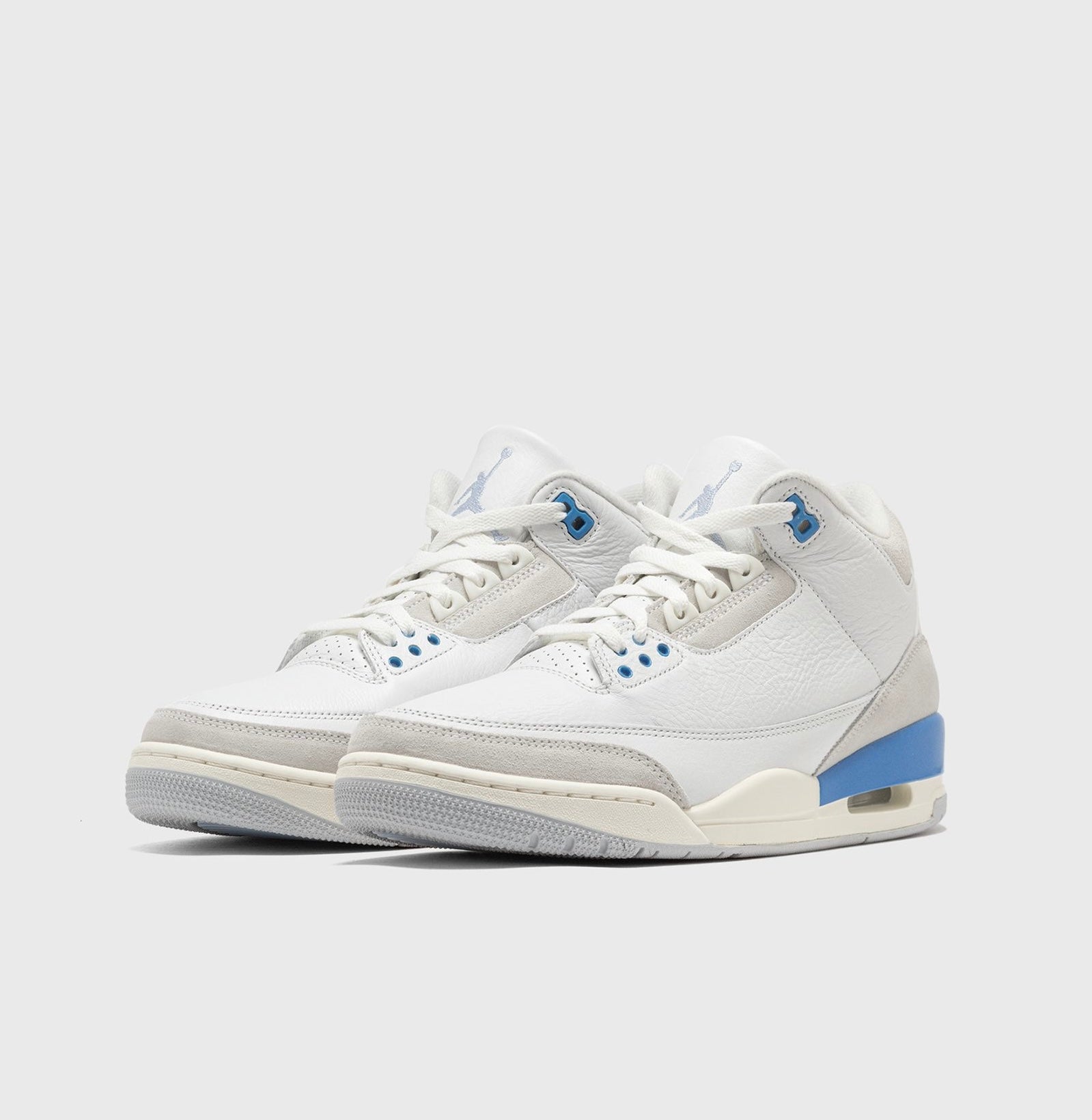 Air Jordan 3 Retro Lucky Short