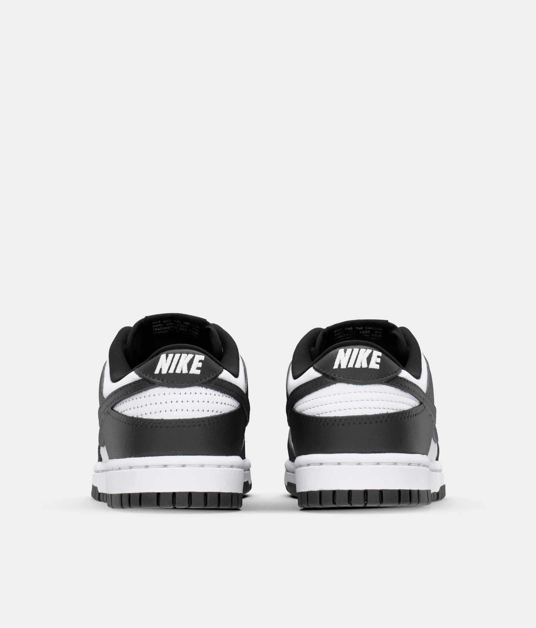 Nike Dunk Low Panda