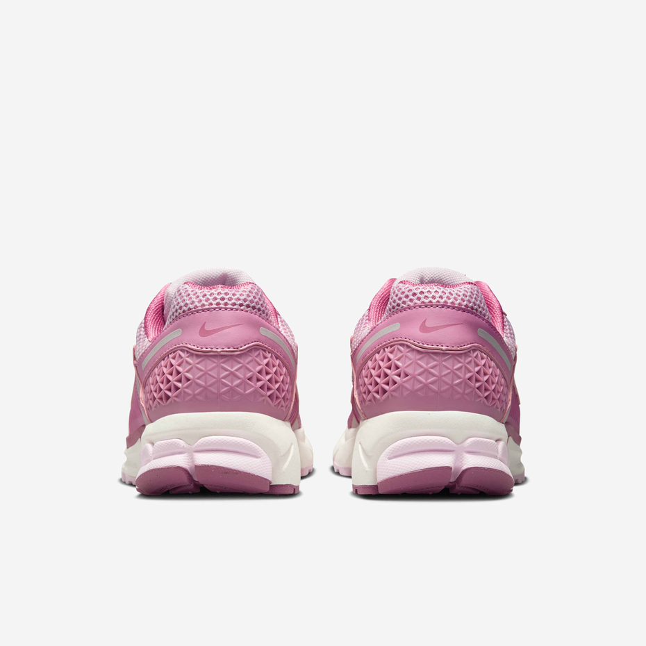 Nike Vomero 5