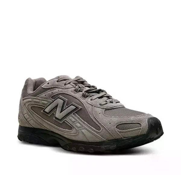 New Balance 204L
