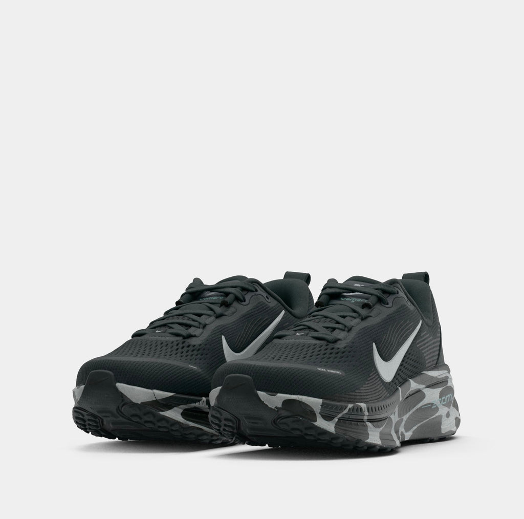 Nike Vomero 18