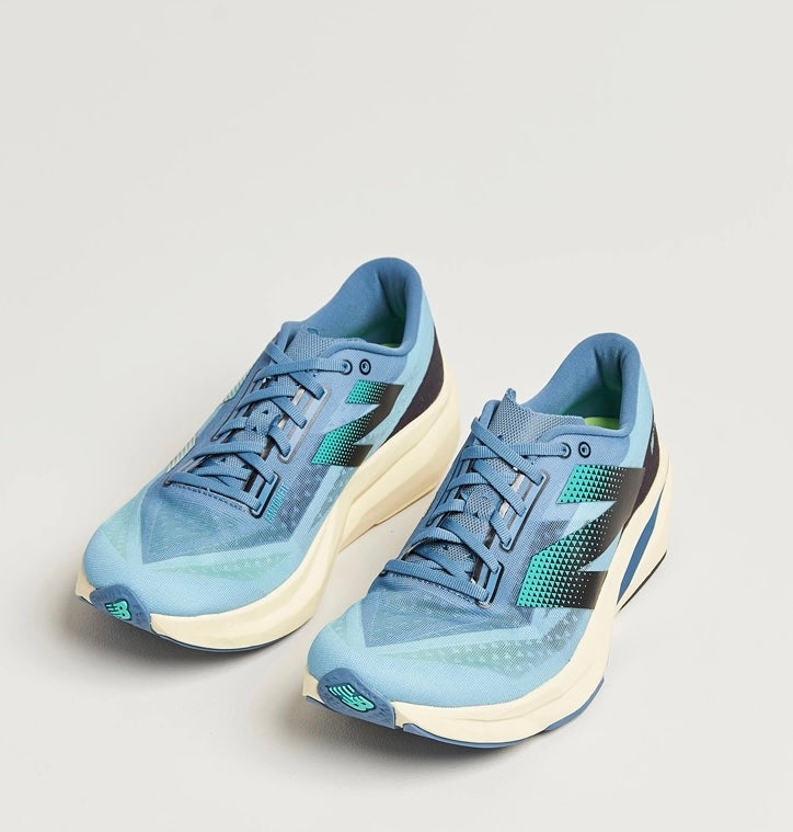 New Balance FuelCell Rebel V4
