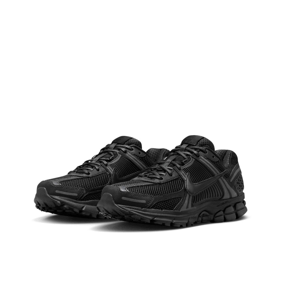 Nike Vomero 5