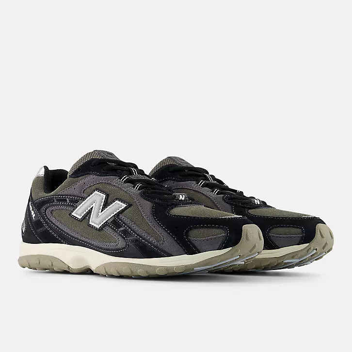 New Balance 204L