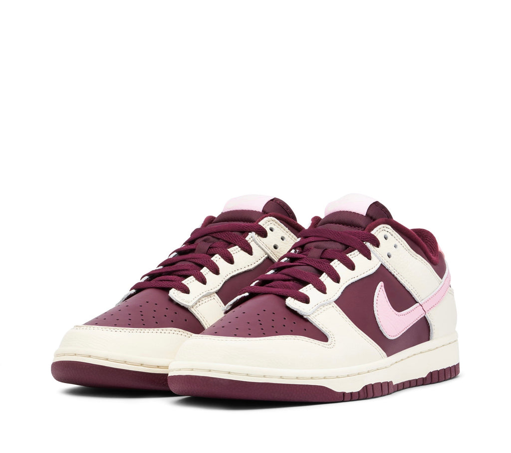 Nike Dunk Low PRM "Valentine’s Day"