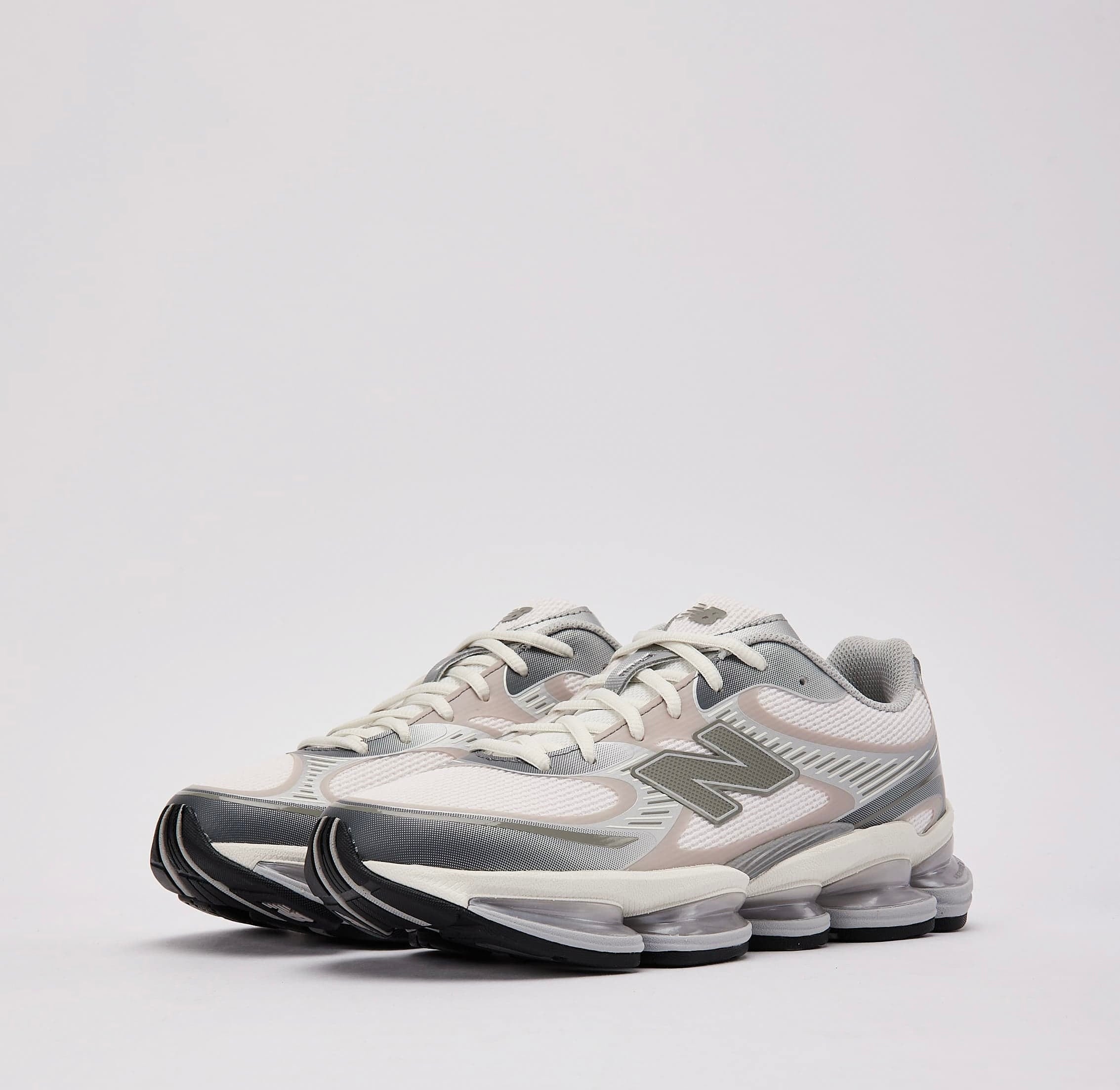 New Balance Abzorb 2000