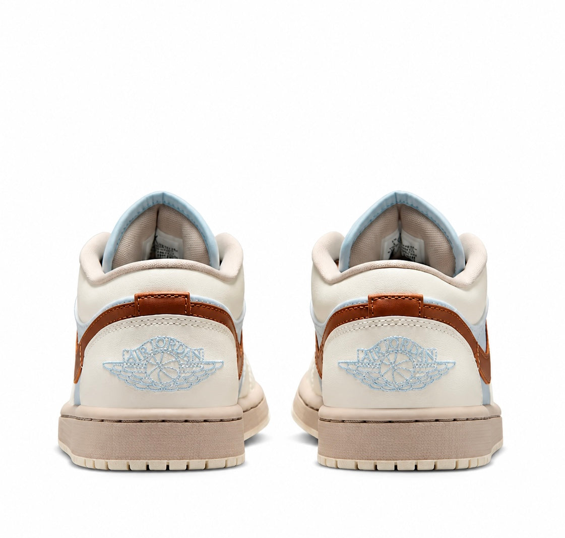 Air Jordan 1 Low SE «Pinstripe»