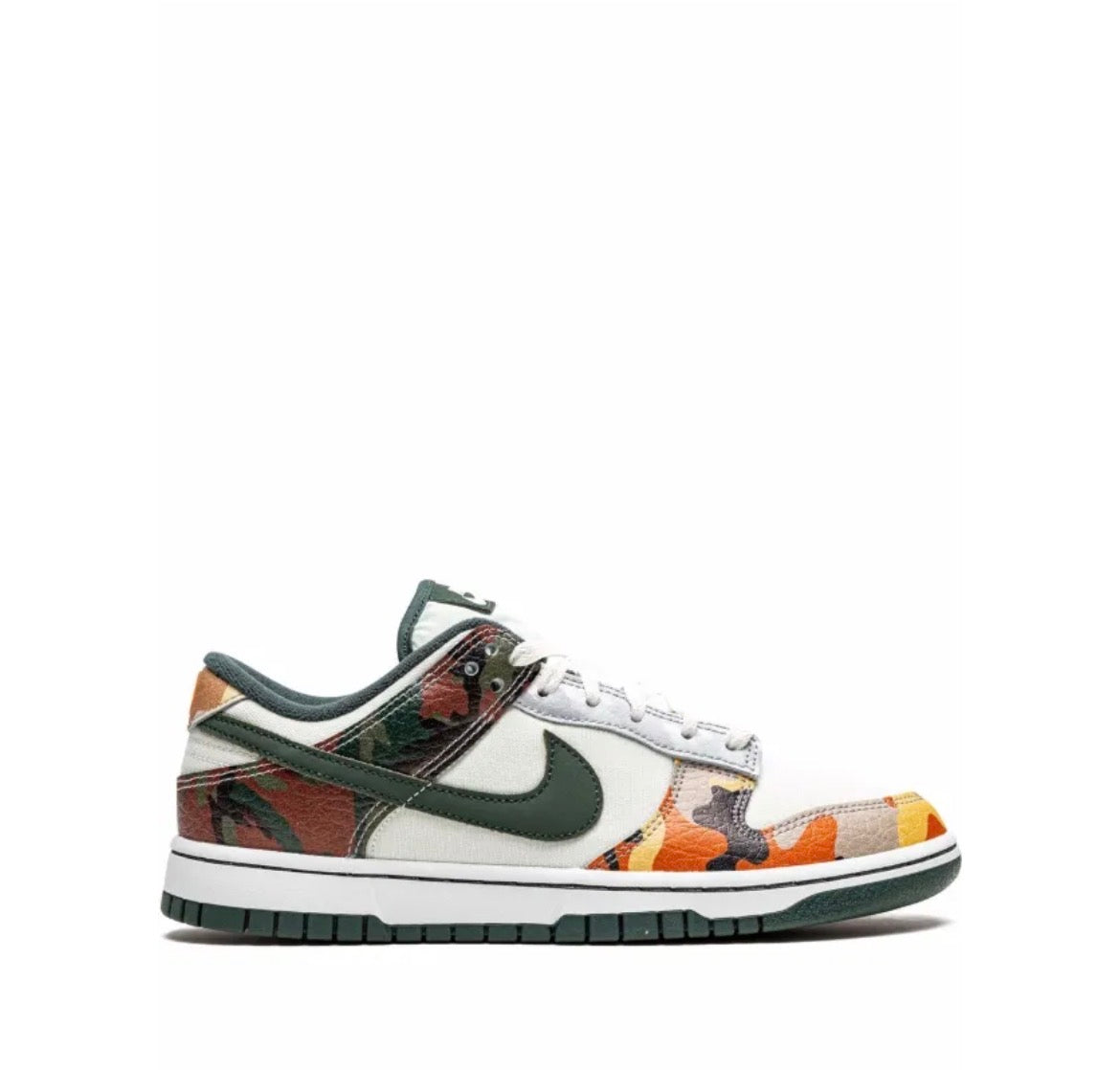 Nike Dunk Low SE "Sail Multi-Camo"