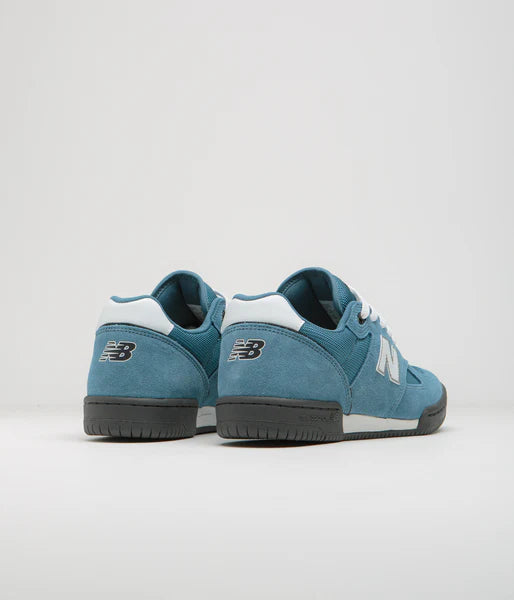 New Balance Numeric 600