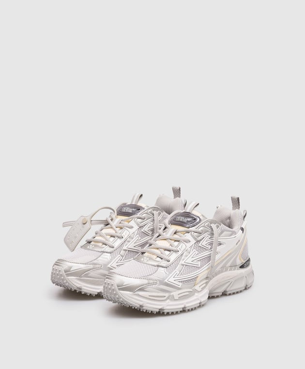 Off-White Be Right Back
