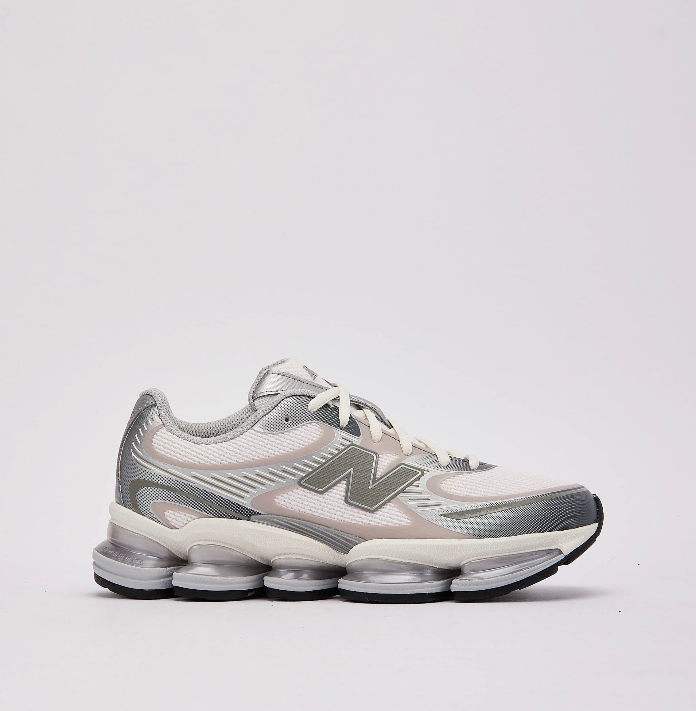 New Balance Abzorb 2000