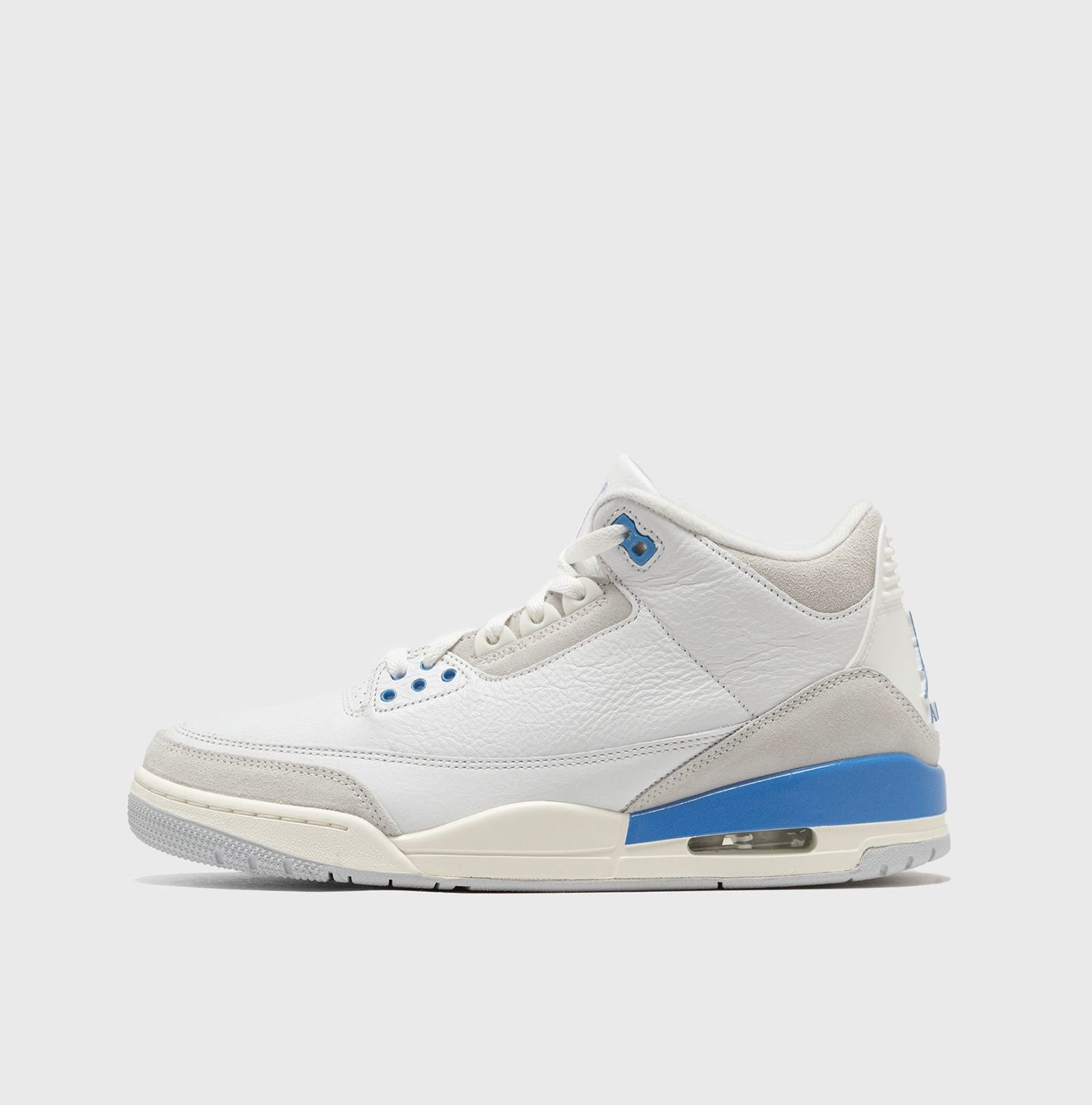 Air Jordan 3 Retro Lucky Short