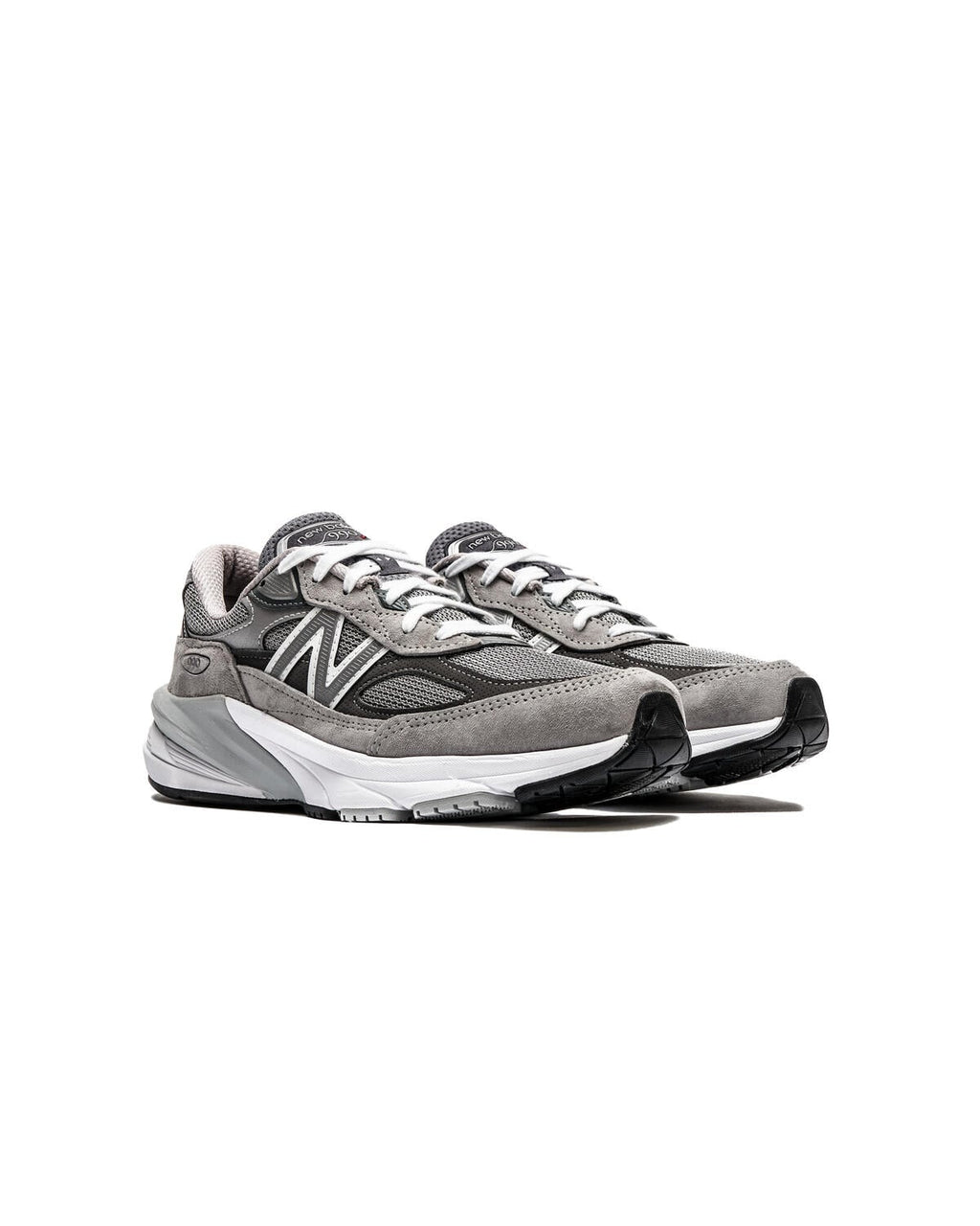 New Balance 990v6