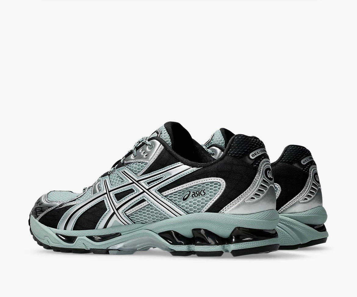 Asics Gel-Numbis 10.1