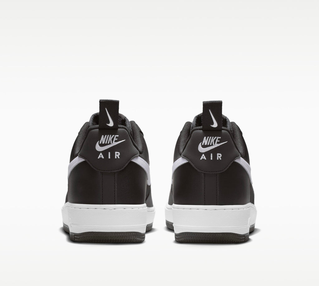 Nike Air Force 1 ’07 Tech ESS / LV8