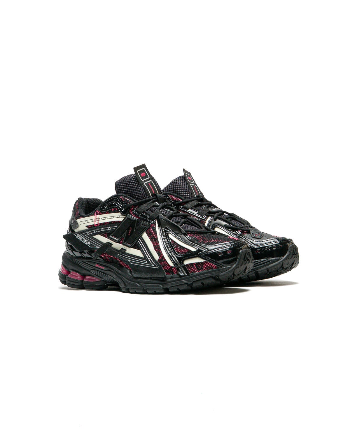 New Balance 1906A «Tech Explosion »