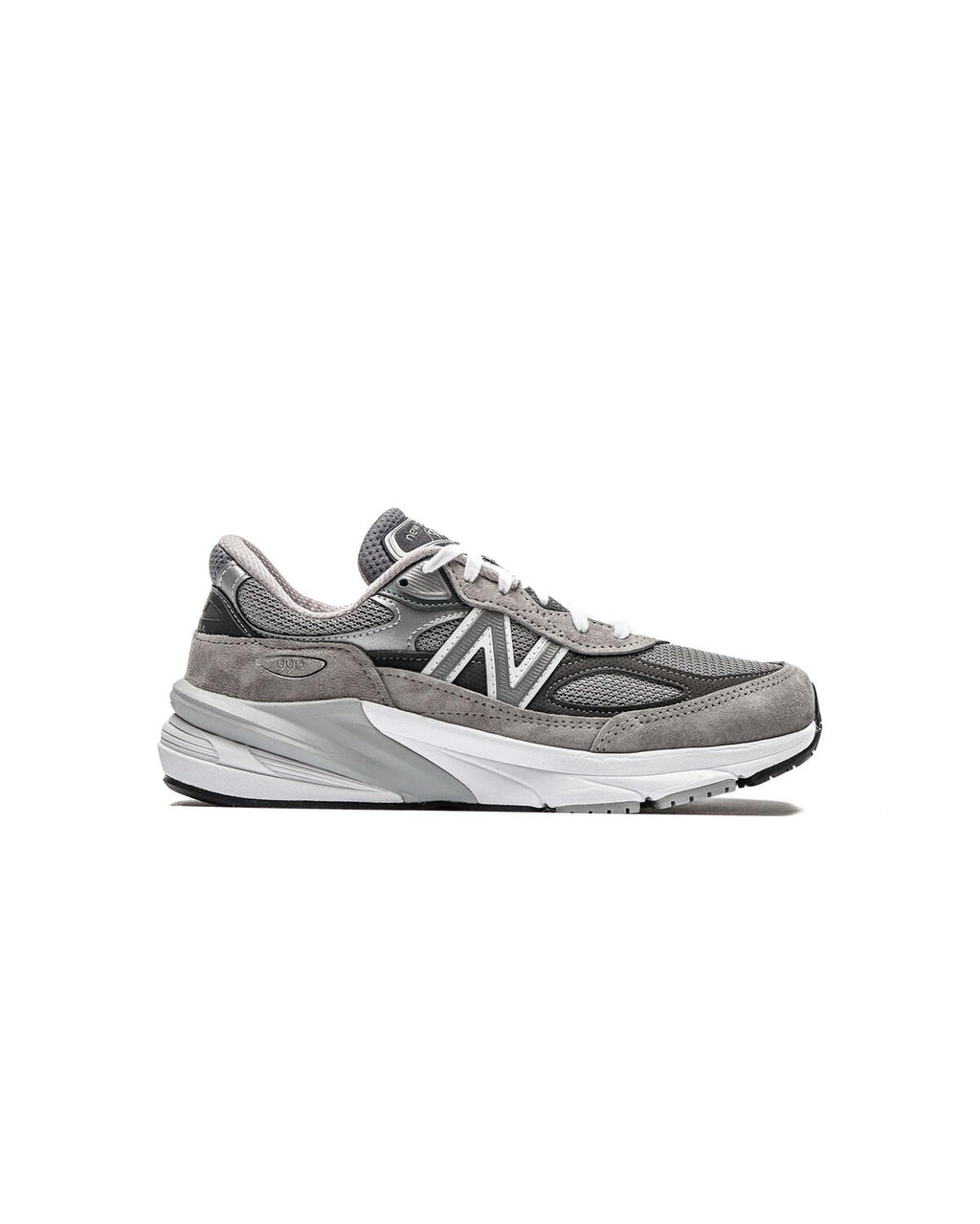 New Balance 990v6