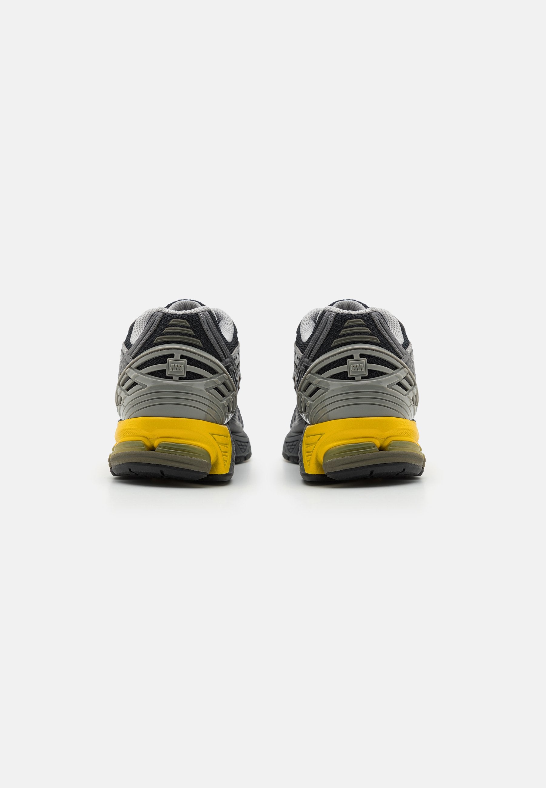 New Balance 1906U