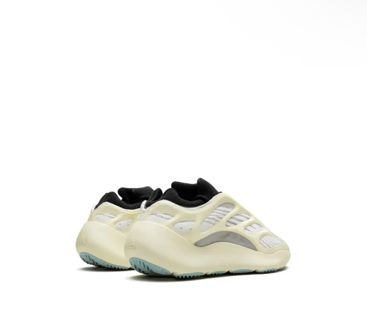 Adidas Yezzy 700 V3
