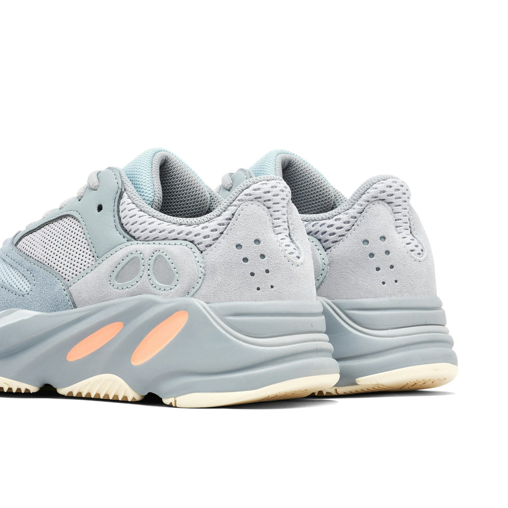 Adidas Yezzy Boost 700