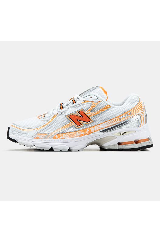 New Balance 740