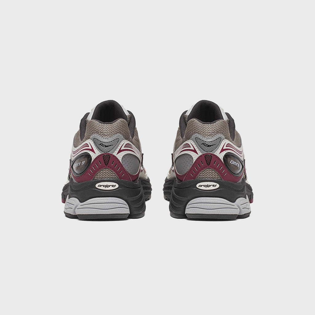 Saucony ProGride Omni 9