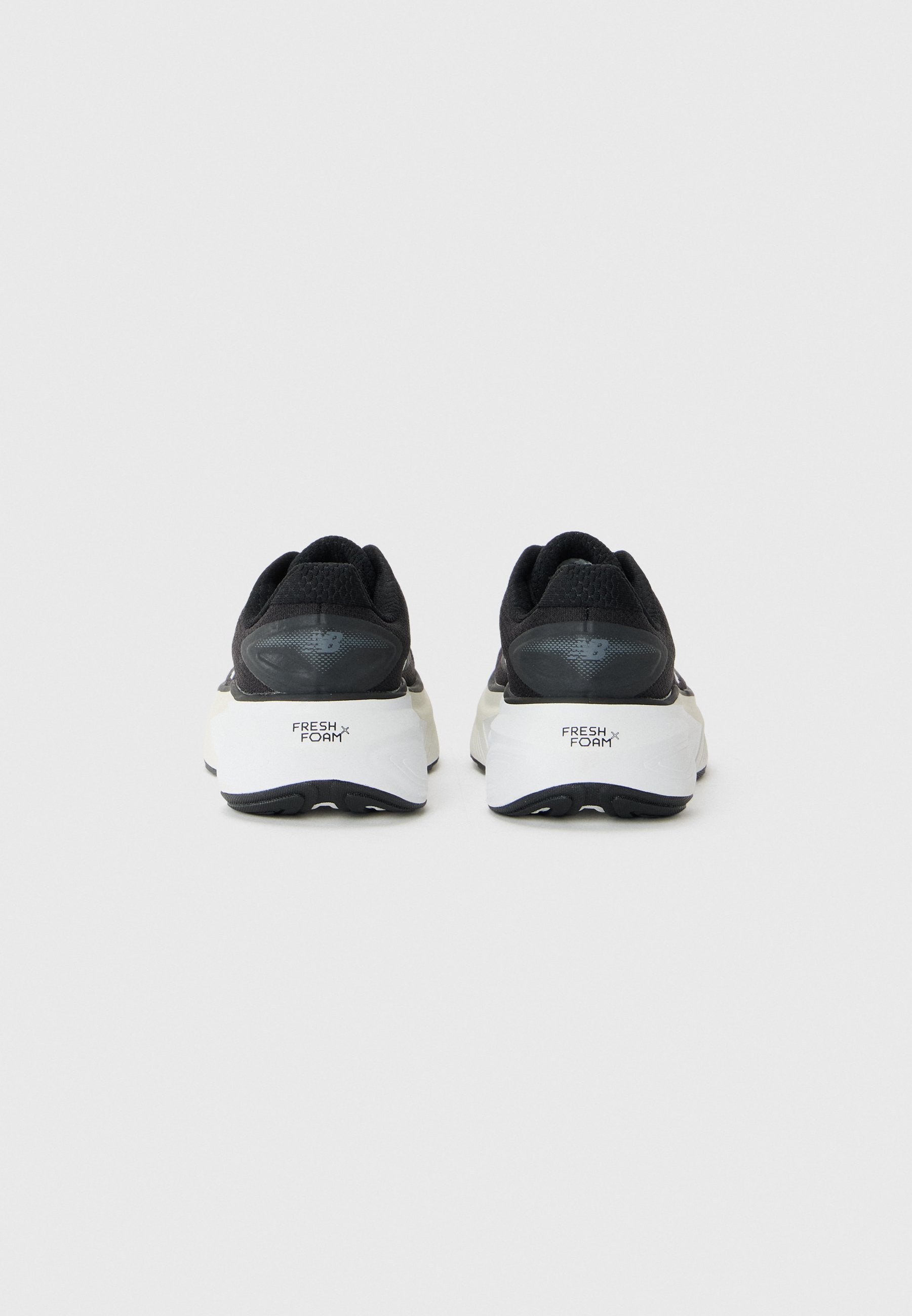 New Balance Fresh Foam X More v6