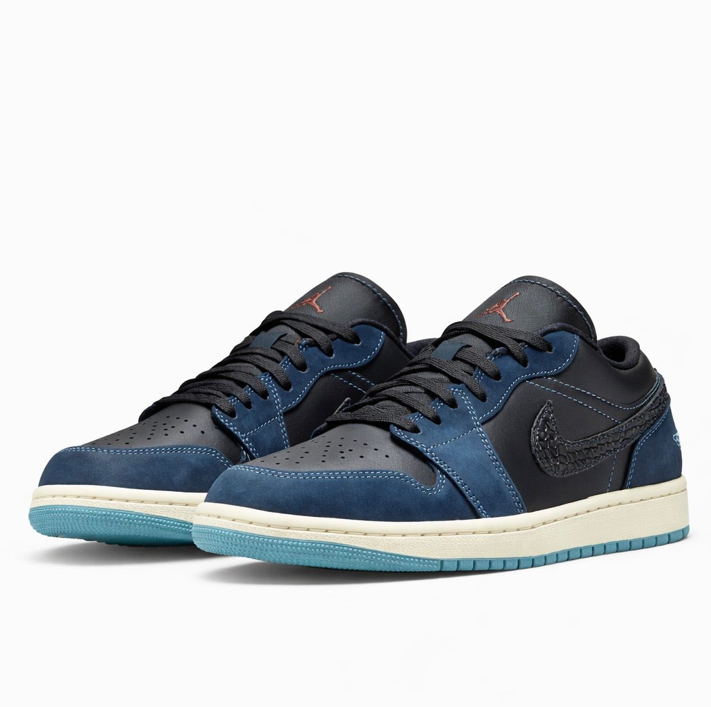 Nike Air Jordan 1 Low SE