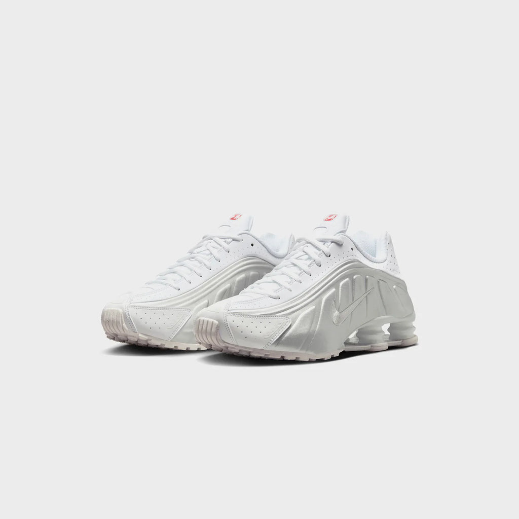 Nike Shox R4