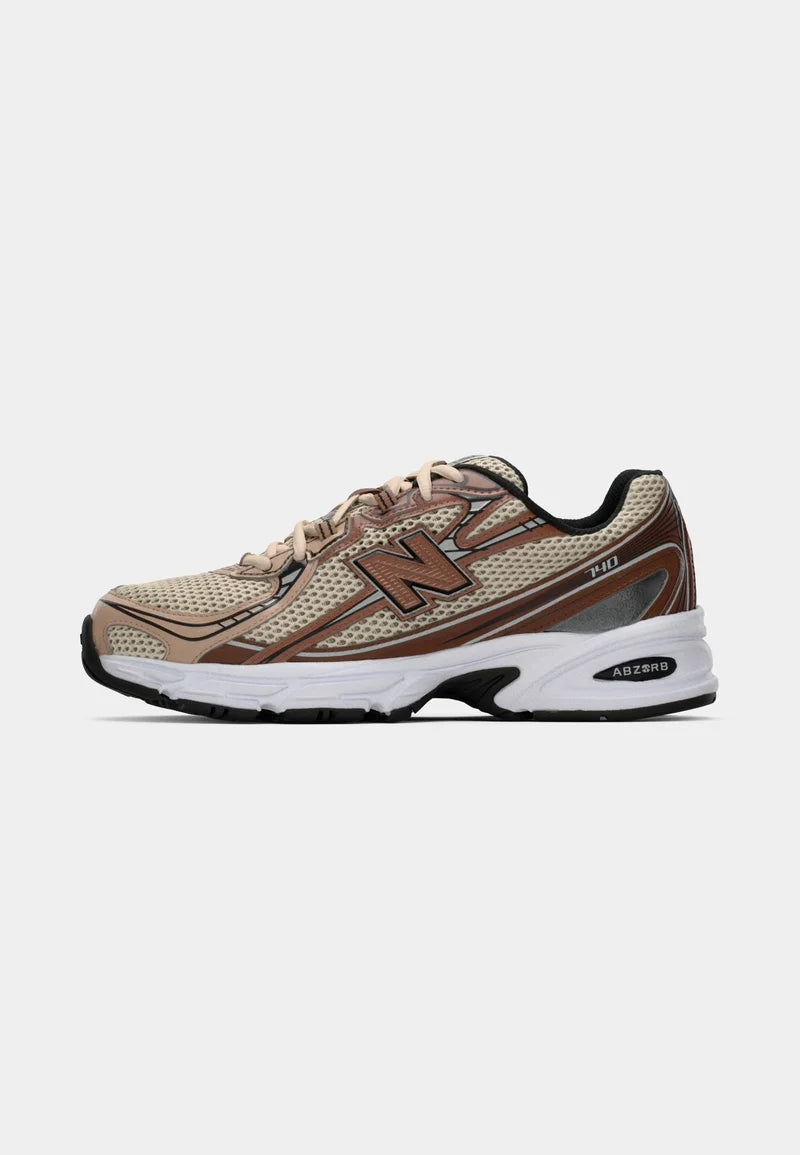 New Balance 740