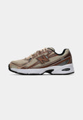 New Balance 740