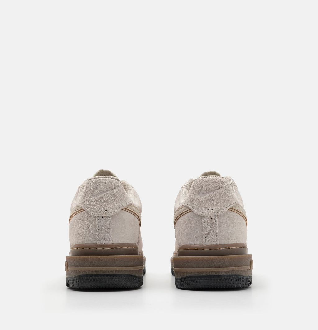 Nike Air Force 1 Luxe