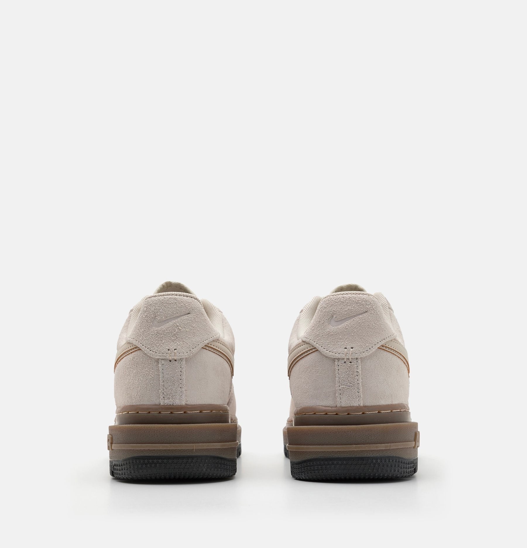 Nike Air Force 1 Luxe
