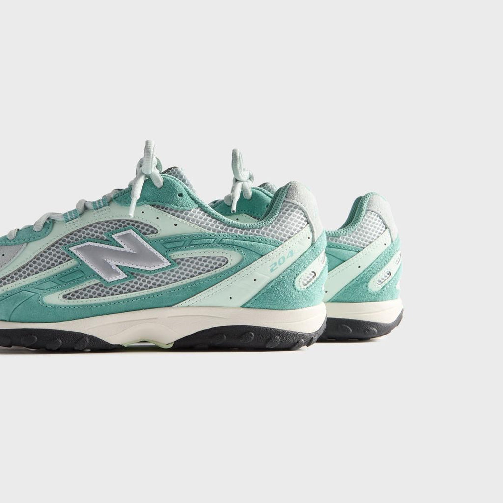 New Balance 204L -Kith
