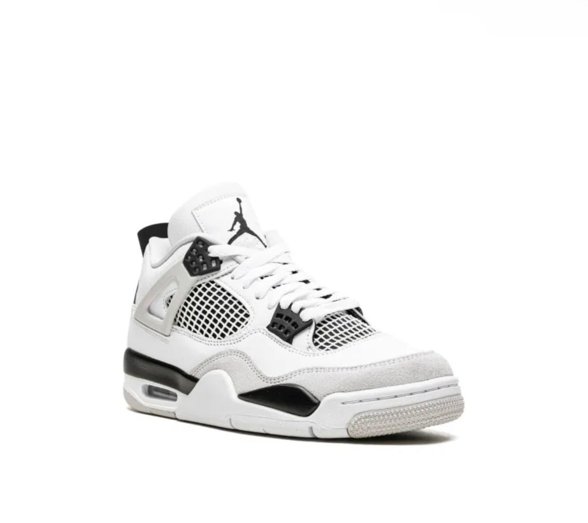 Air Jordan 4 Retro "Military Black"