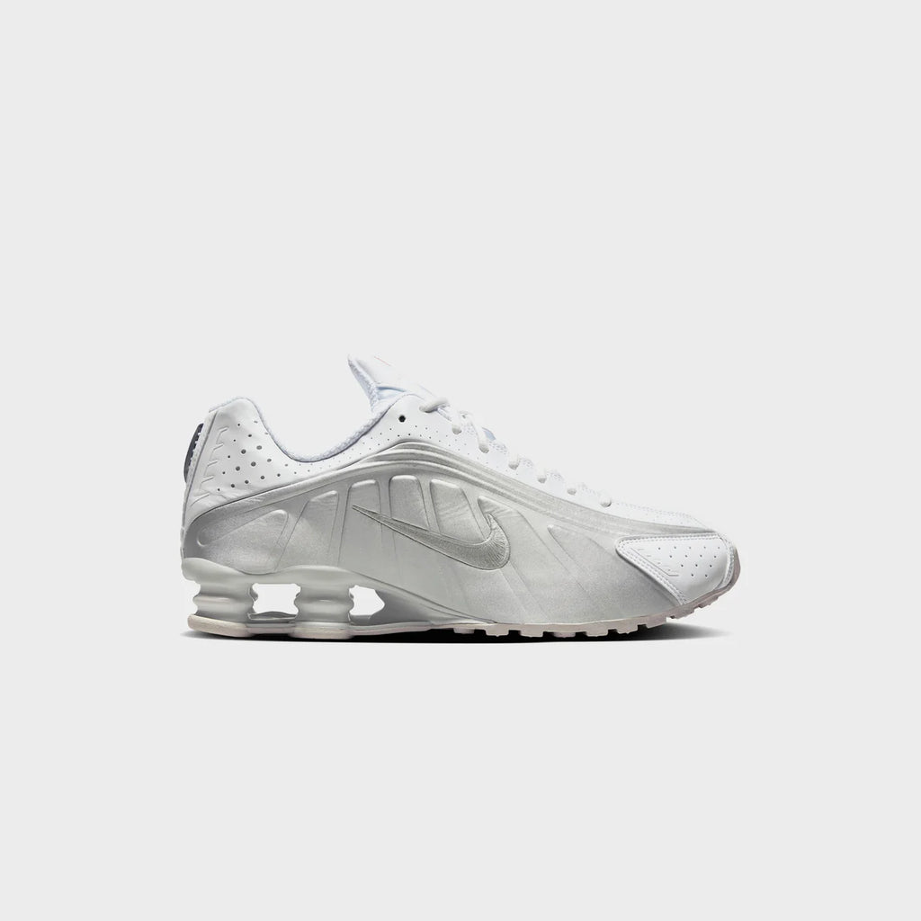 Nike Shox R4